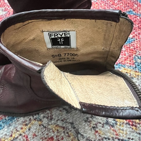 FRYE BOOTS - Picture 4 of 9